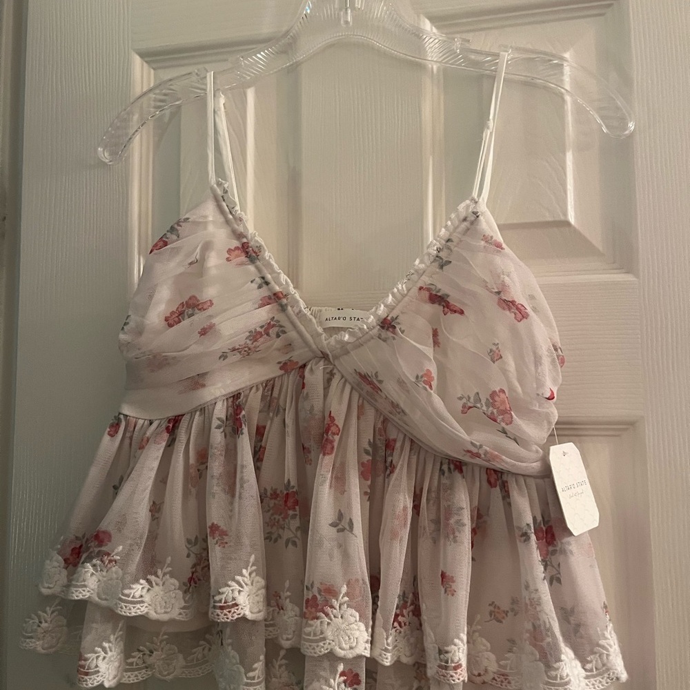 NWT Alterd State floral babydoll top
